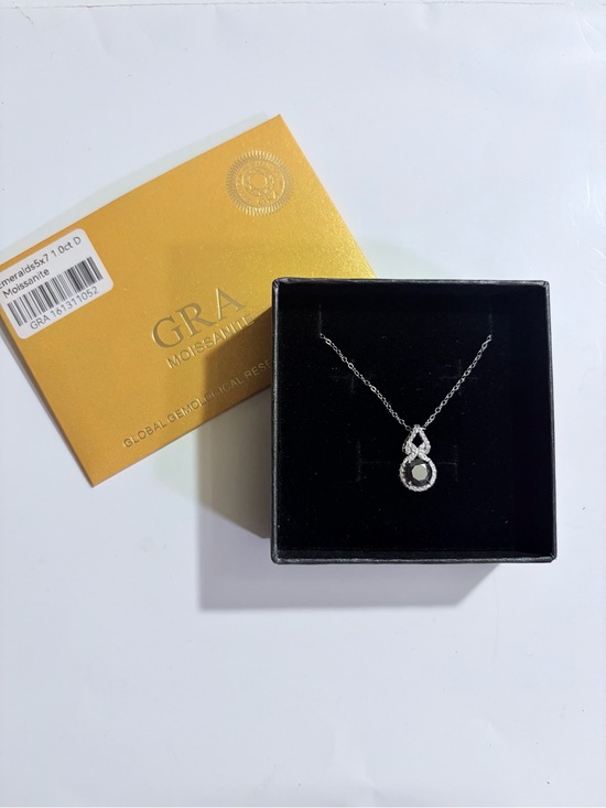 Ariol Jewelry Jewelry - GRA Moissanite Silver Pendant Necklace - Black Center Stone